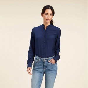 Navy Ariat Clarion Blouse | 48URBHIMZ