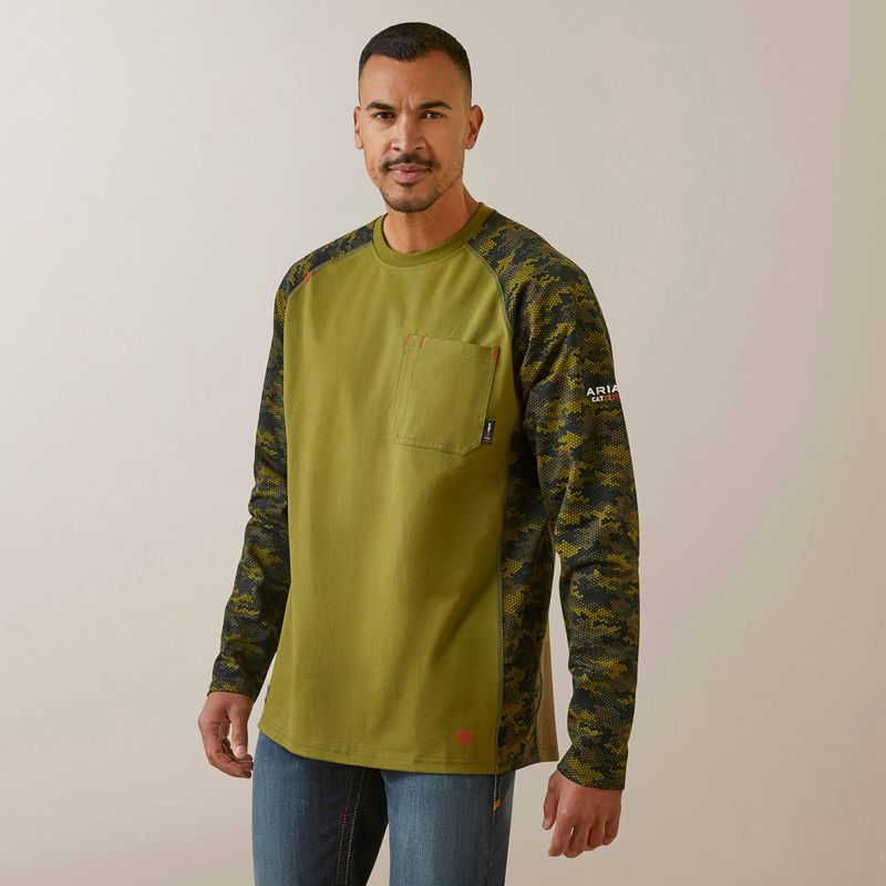 Avocado/ Camo Ariat Fr Stretch Camo Baseball T-Shirt | 24WETKCQD