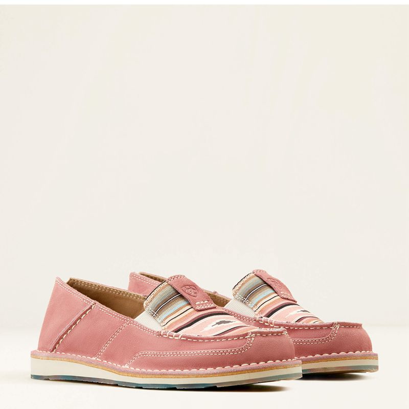 Azalea Suede/Baby Pink Serape Ariat Cruiser | 23VHOYKGC