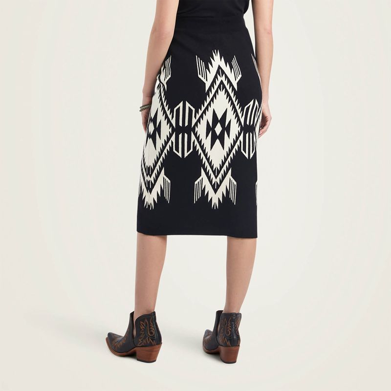 Blk/Buttercream Ariat Chimayo Sweater Skirt | 71KFAPMNG