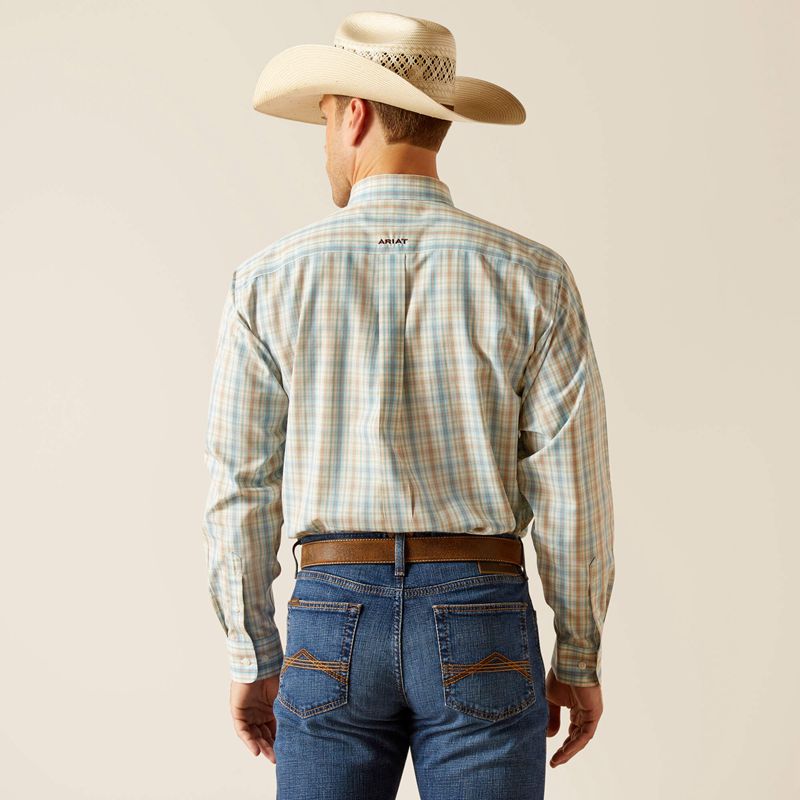 Blue Ariat Wrinkle Free Ivar Classic Fit Shirt | 70GUALOKI