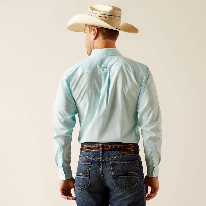 Blue Radiance Ariat Wrinkle Free Shepard Fitted Shirt | 92LOFUQYT