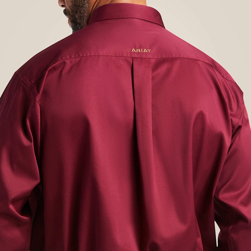 Burgundy Ariat Solid Twill Classic Fit Shirt | 57QGNVAXF