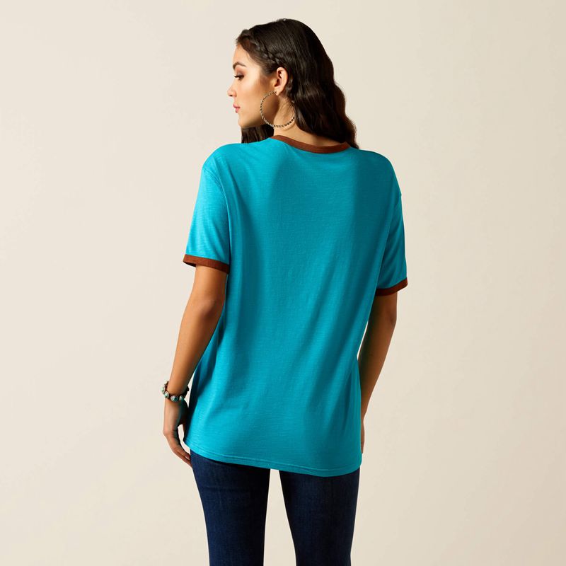 Capri Breeze Ariat Howdy T-Shirt | 52VAZTWRN