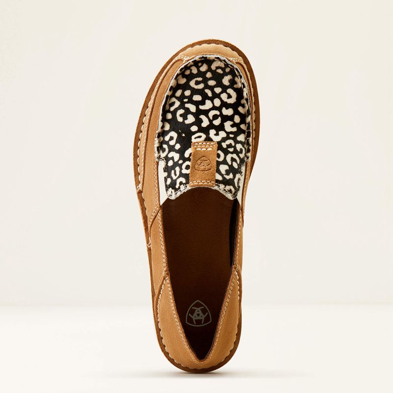 Dark Tan Suede/Cream Cheetah Hair On Ariat Cruiser | 35FTAGJKI