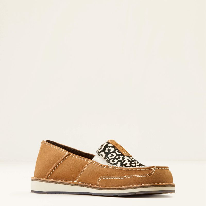 Dark Tan Suede/Cream Cheetah Hair On Ariat Cruiser | 35FTAGJKI