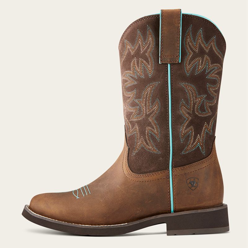 Distressed Brown Ariat Delilah Round Toe Western Boot | 42GPWEQFH