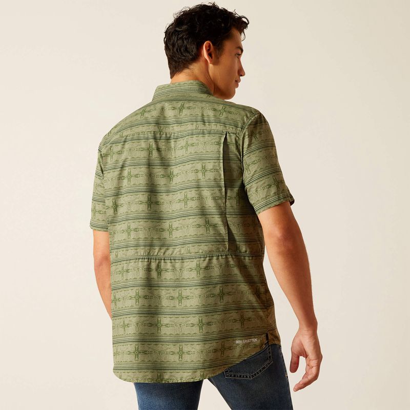 Four Leaf Clover Ariat Venttek Outbound Fitted Shirt | 89LQPEWXH