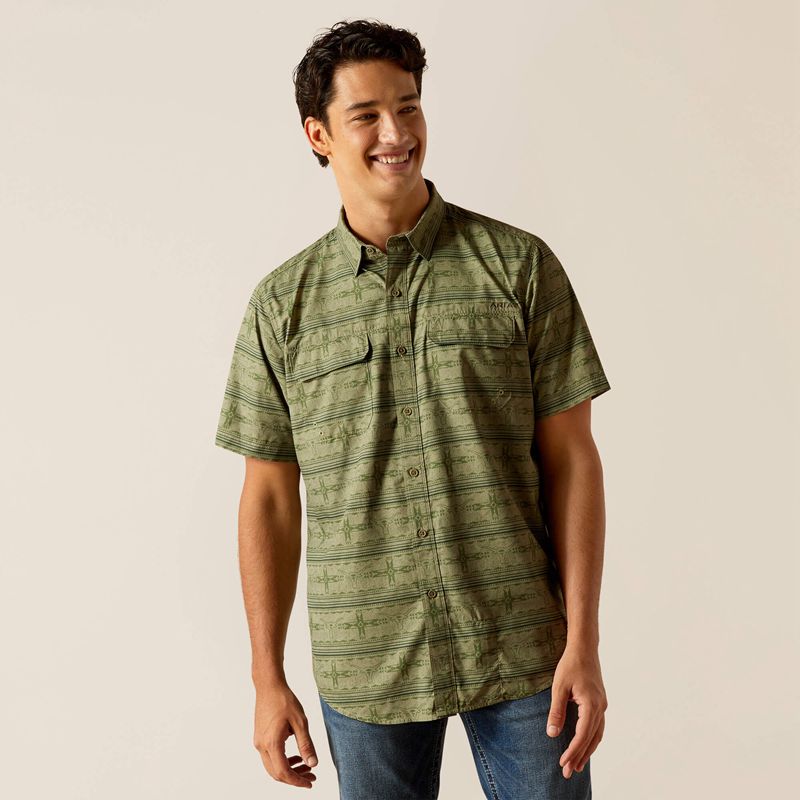 Four Leaf Clover Ariat Venttek Outbound Fitted Shirt | 89LQPEWXH