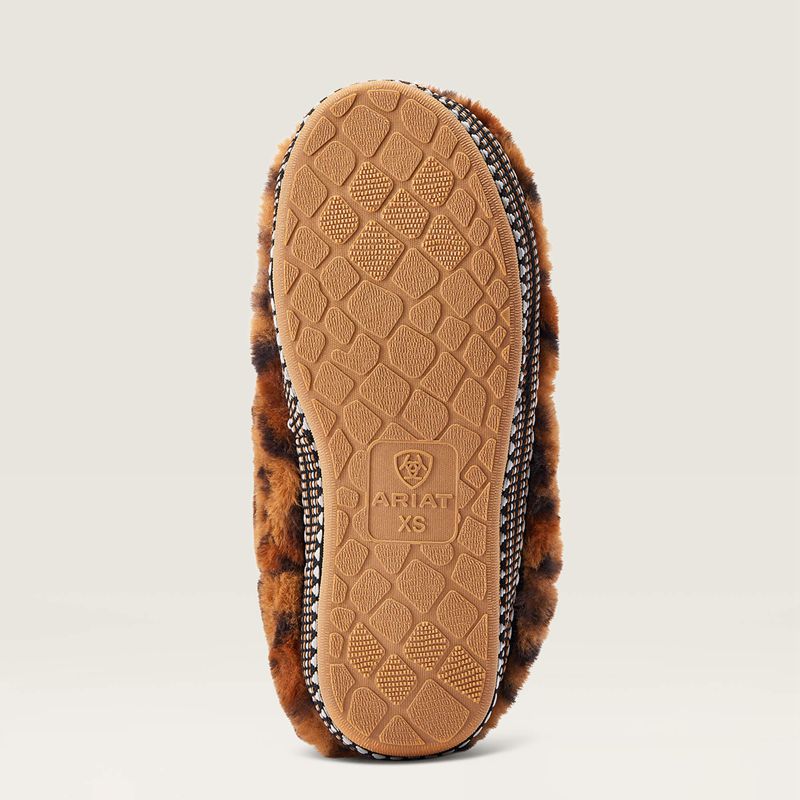 Fuzzy Leopard Print Ariat Bootie Slipper | 70SQUBFRW