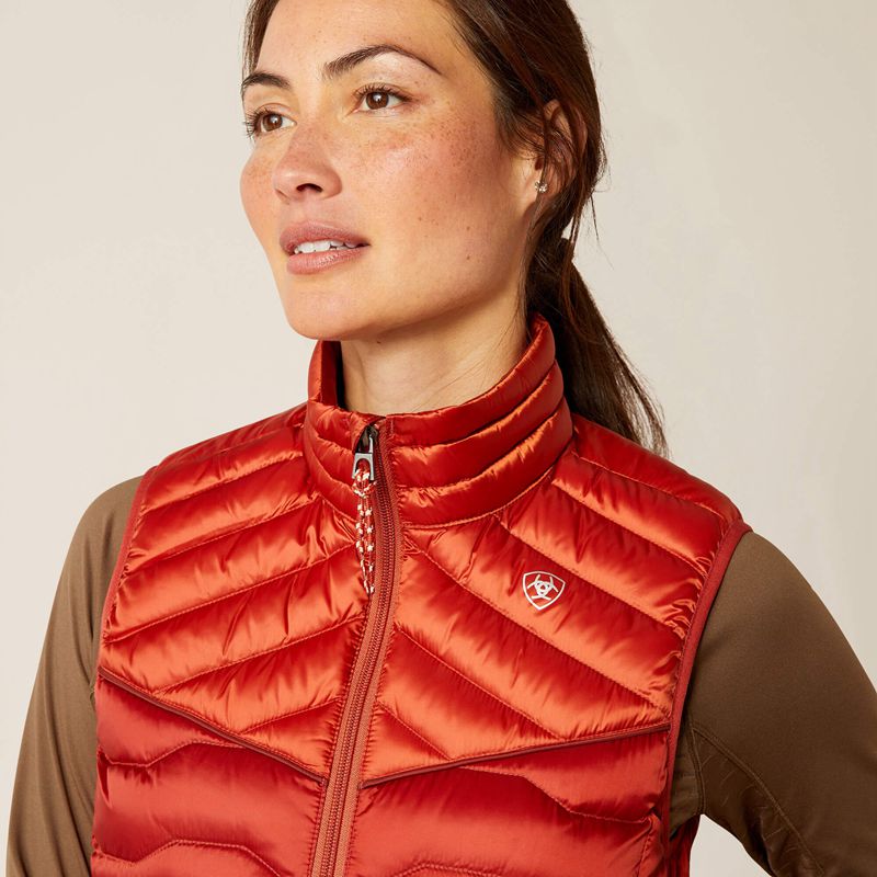 Iridescent Red Ochre/Burnt Bri Ariat Ideal Down Vest | 02DOBLFJH