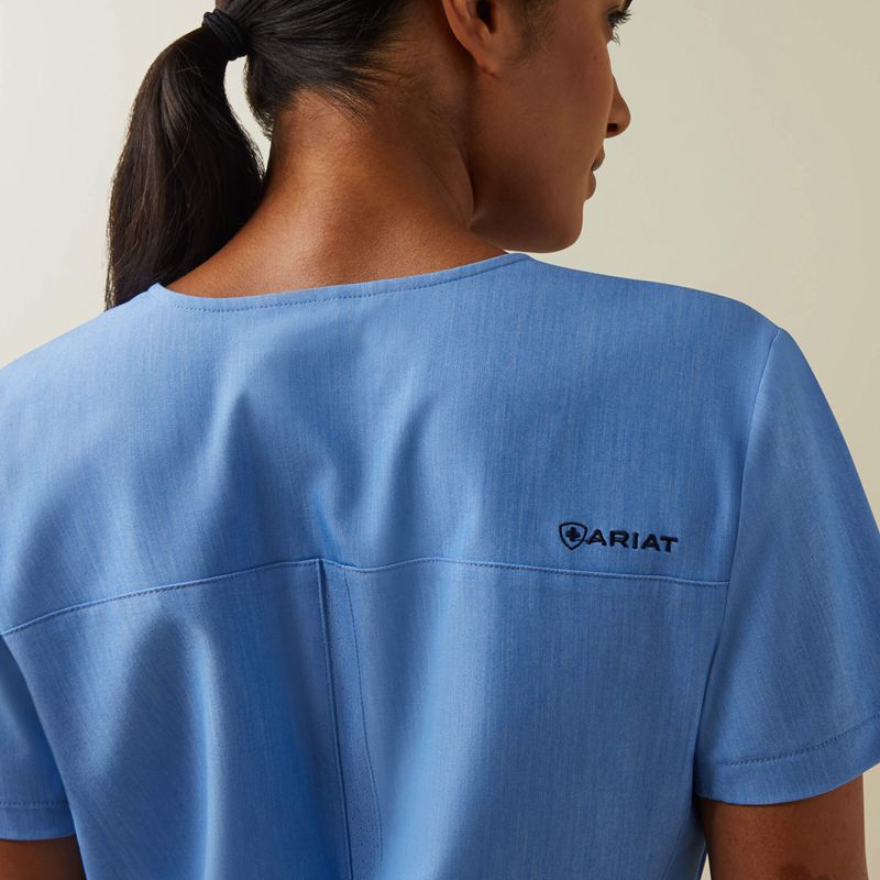 Light Blue Heather Ariat Clara 6 Pocket Scrub Top | 70HGUNROA