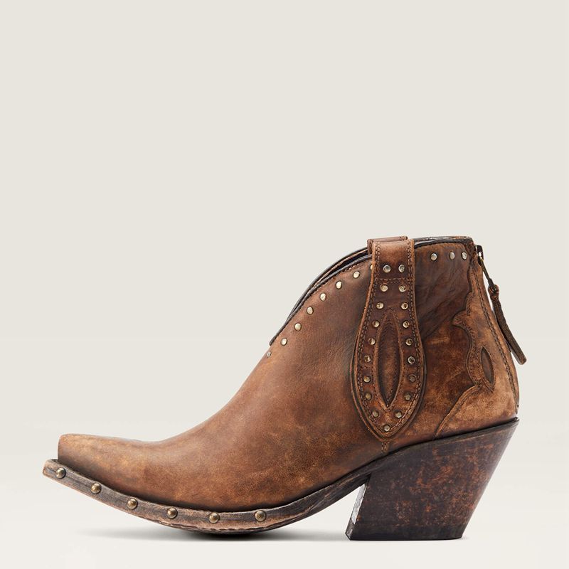 Naturally Distressed Brown Ariat Greeley Western Boot | 23UPQJOIL