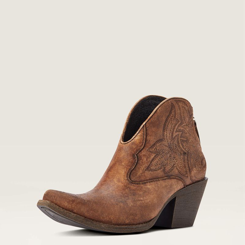 Naturally Distressed Brown Ariat Layla Western Boot | 23YASBTUR