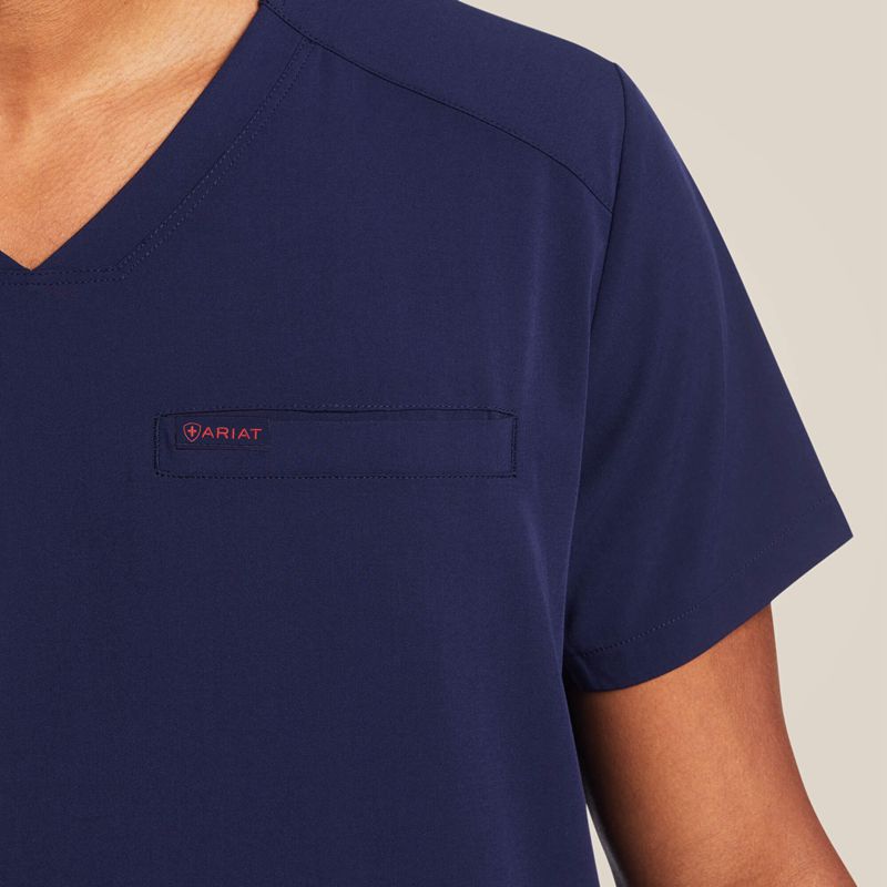 Navy Ariat Derham 6 Pocket Scrub Top | 87ETDUSKF