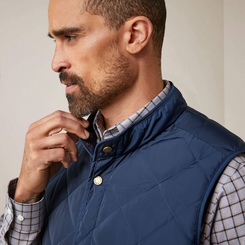 Navy Ariat Woodside Vest | 92NMJPCUX