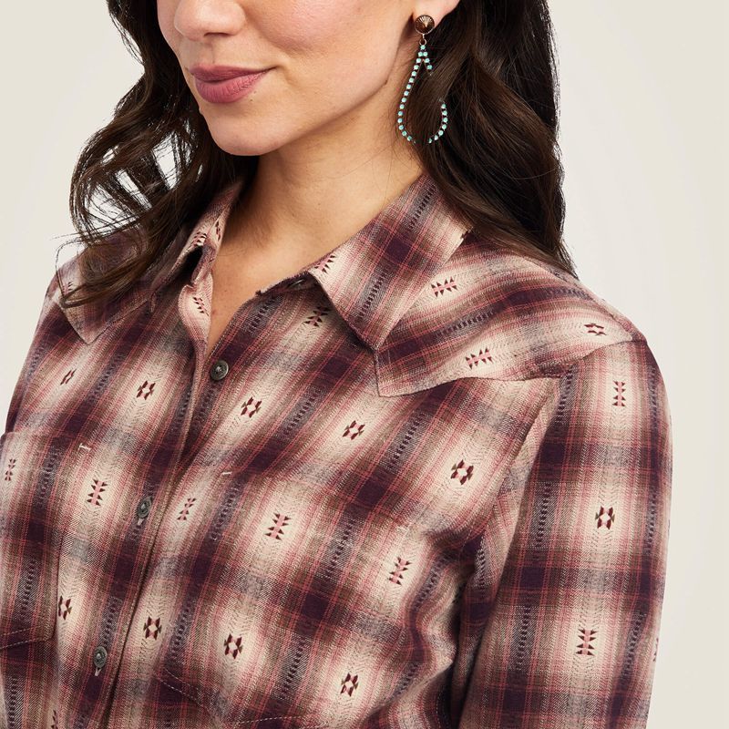 Nostalgia Rose Dobby Plaid Ariat Billie Jean Shirt | 40HQKBNJI