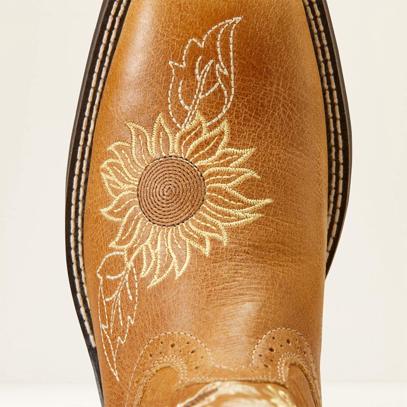 Sanded Tan Ariat Blossom Western Boot | 58OCQBXKV