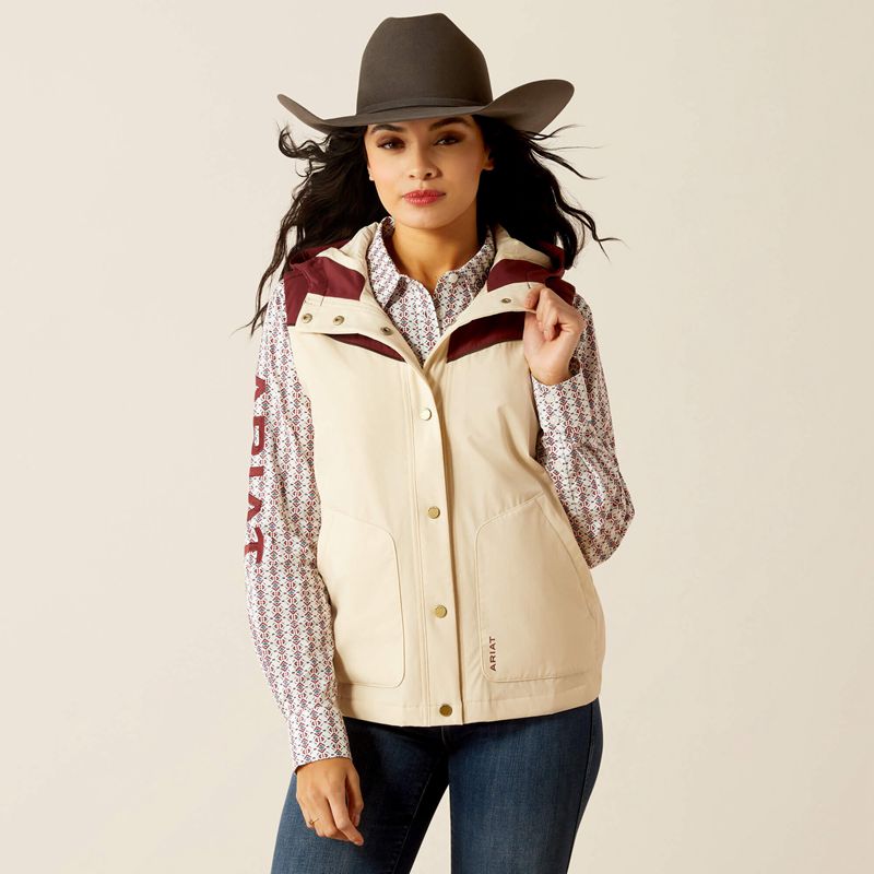 Summer Sand/Rosewood Ariat Pioneer Stretchshell Vest | 53XKRUJDT