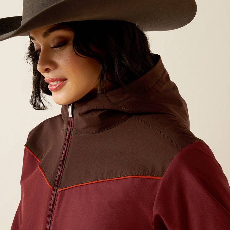 Tawny Port/Chocolate Plum Ariat Pioneer Stretchshell Jacket | 05LEFKNPW