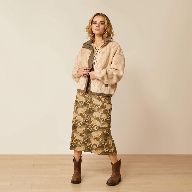 Tonal Sand Print Ariat Sherpa Blocked Jacket | 94ZRTYIKS