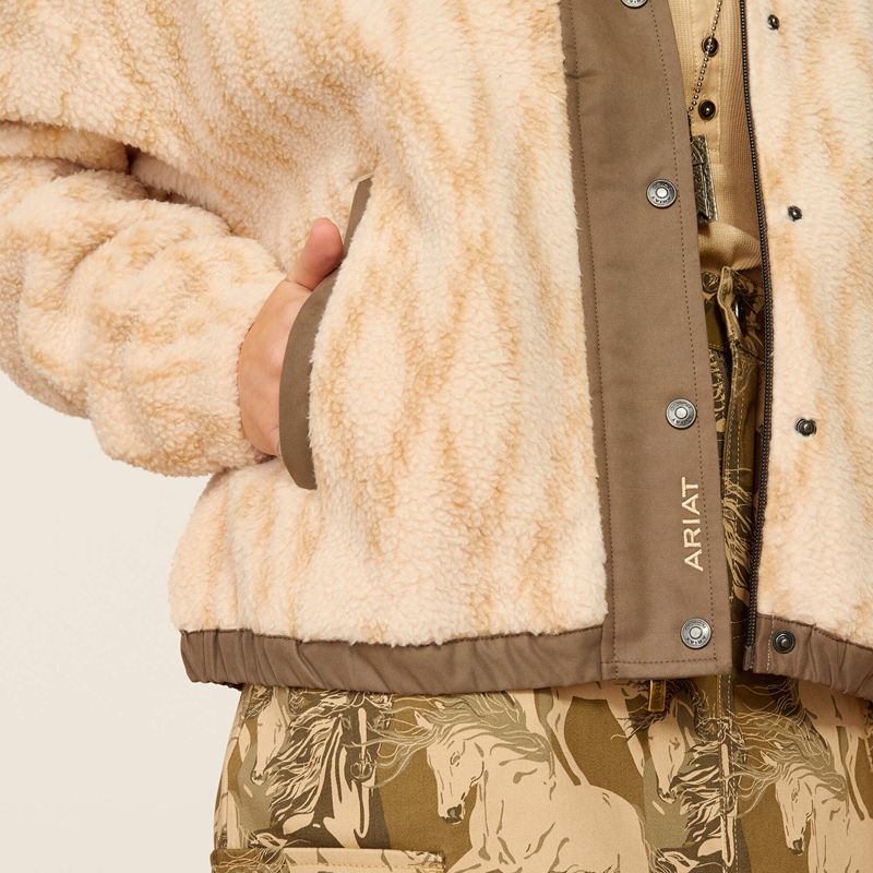 Tonal Sand Print Ariat Sherpa Blocked Jacket | 94ZRTYIKS