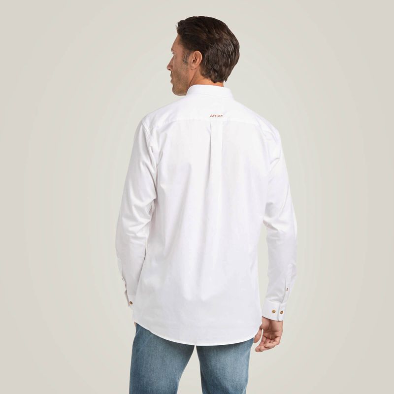 White Ariat Solid Twill Fitted Shirt | 46MUGANEZ